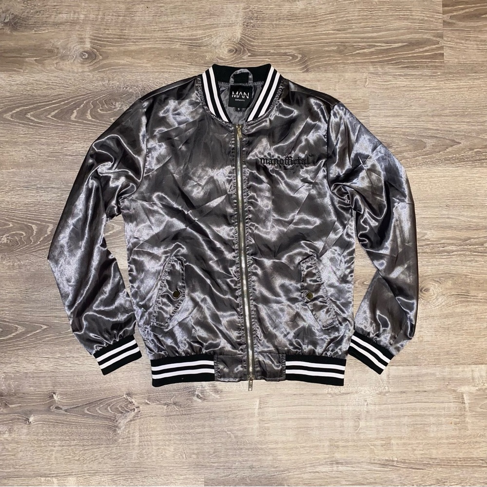 BoohooMAN Satin Bomber